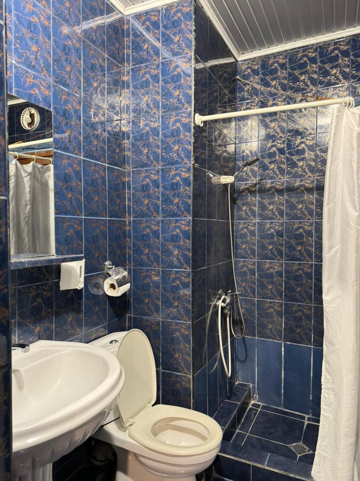 Benene'S Apartments Tiflis Dış mekan fotoğraf